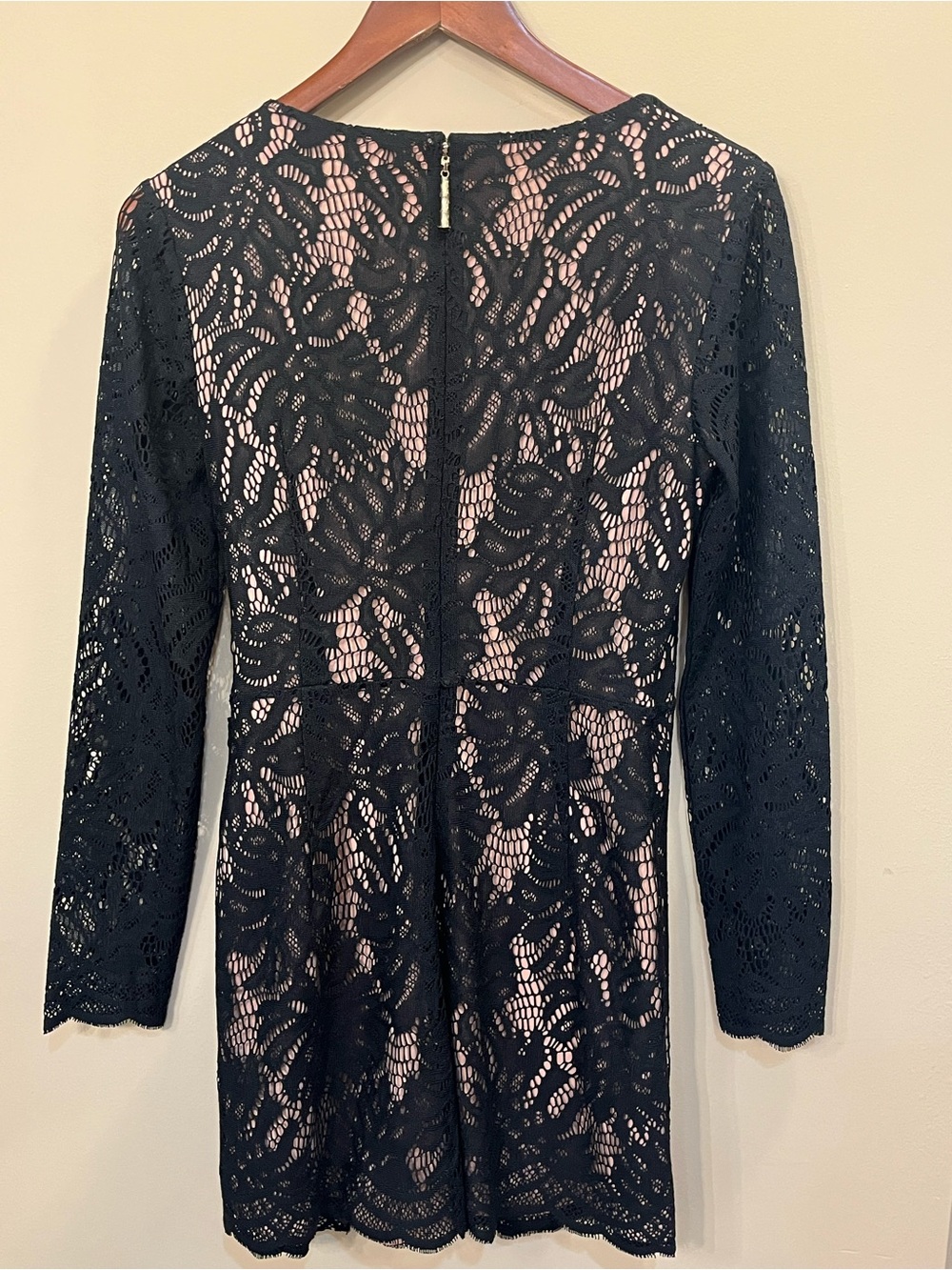 Lilly Pulitzer black lace romper wrap skort long sleeve zip closure. Small - Picture 5 of 8